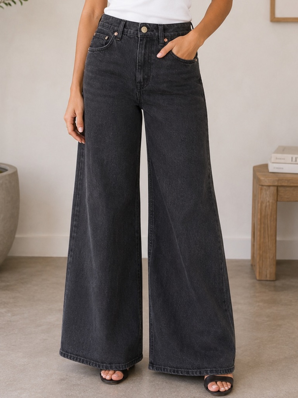 Zara Wide-Leg Jeans